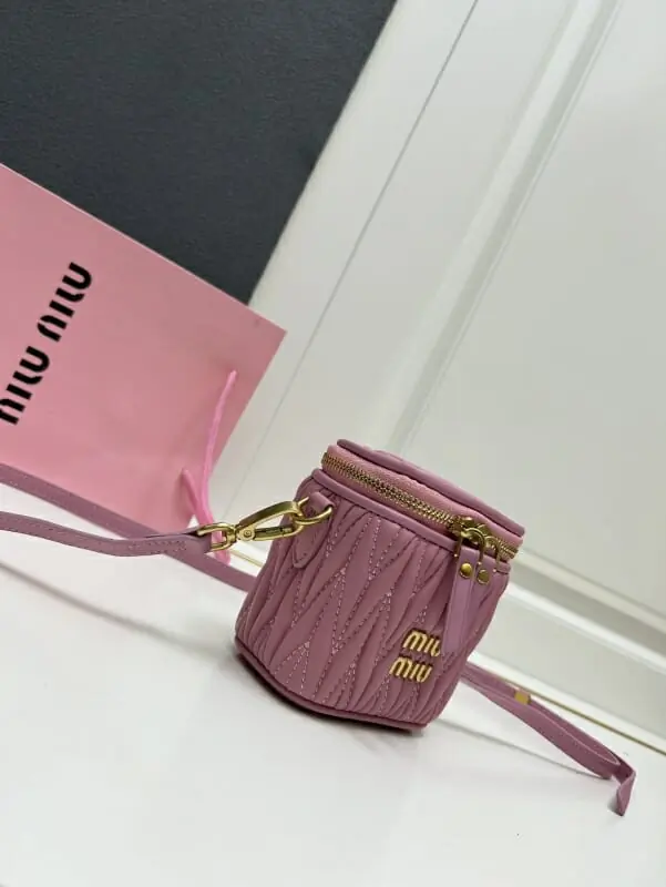 miu miu aaa qualite mini sac a main pour femme s_12105b52